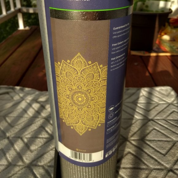 Yoga Mat Gaiam - Picture 2 of 6
